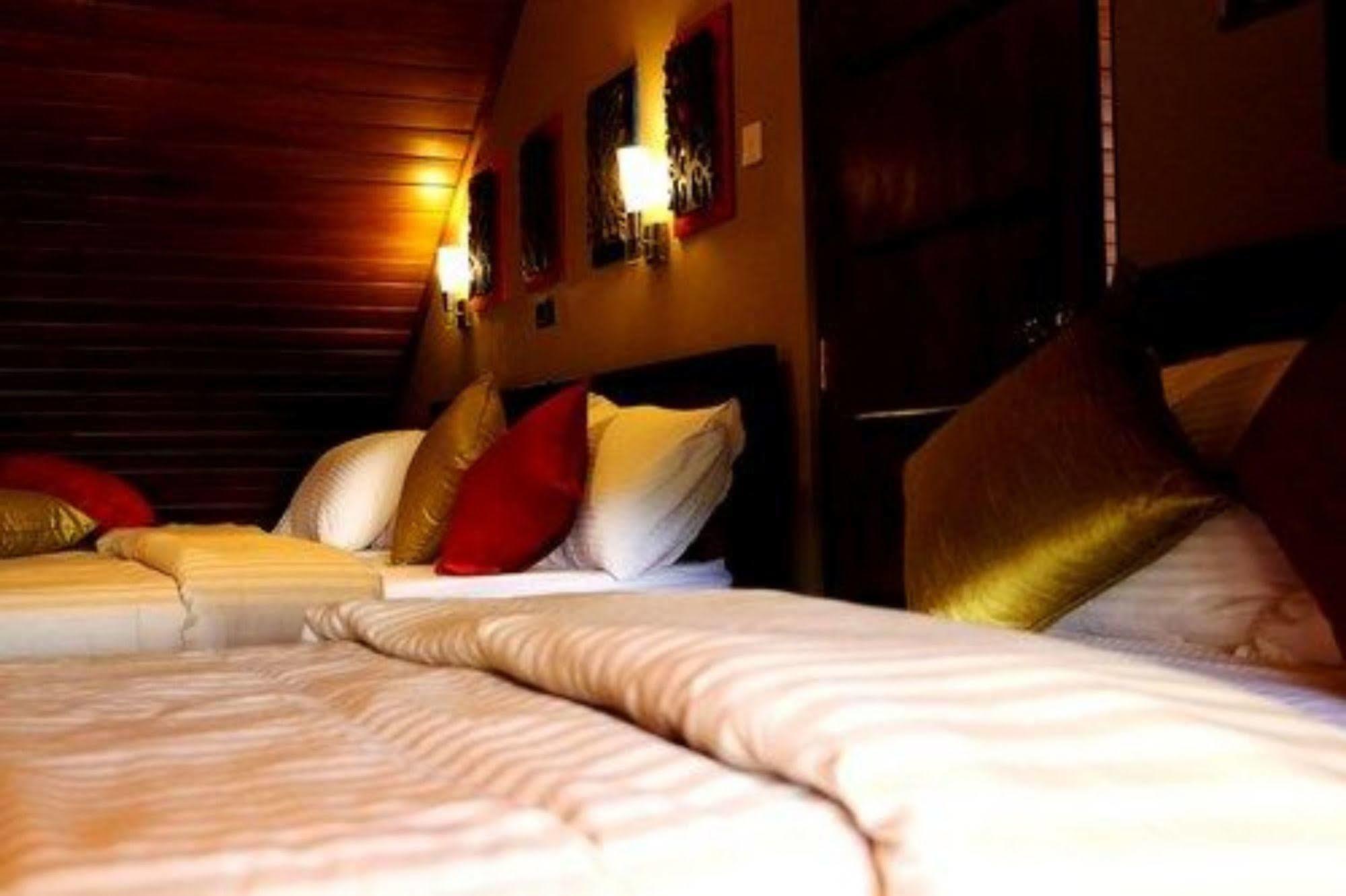 Glory Bush Boutique Villa Нувара Елия Екстериор снимка
